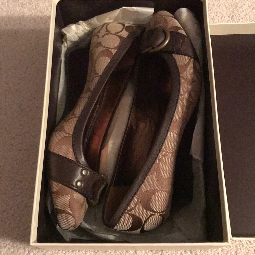 COACH Millie signature wedge 7 1/2